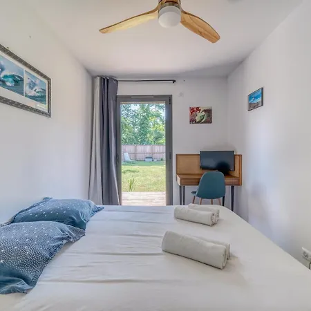 Modern With Large Garden Close To Sea And Forest Le Porge
